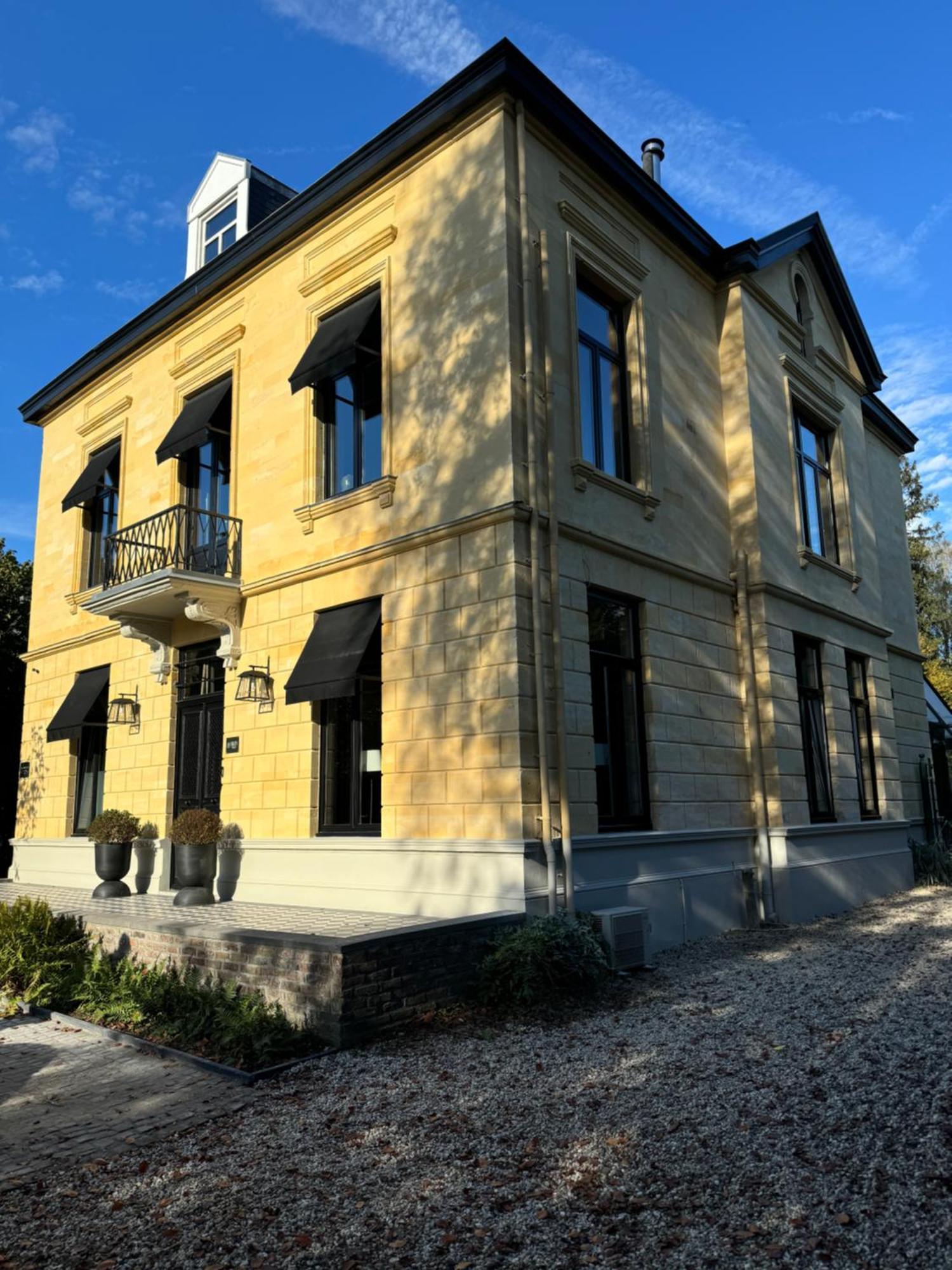 Villa V Petit Hotel ファルケンブルフ エクステリア 写真